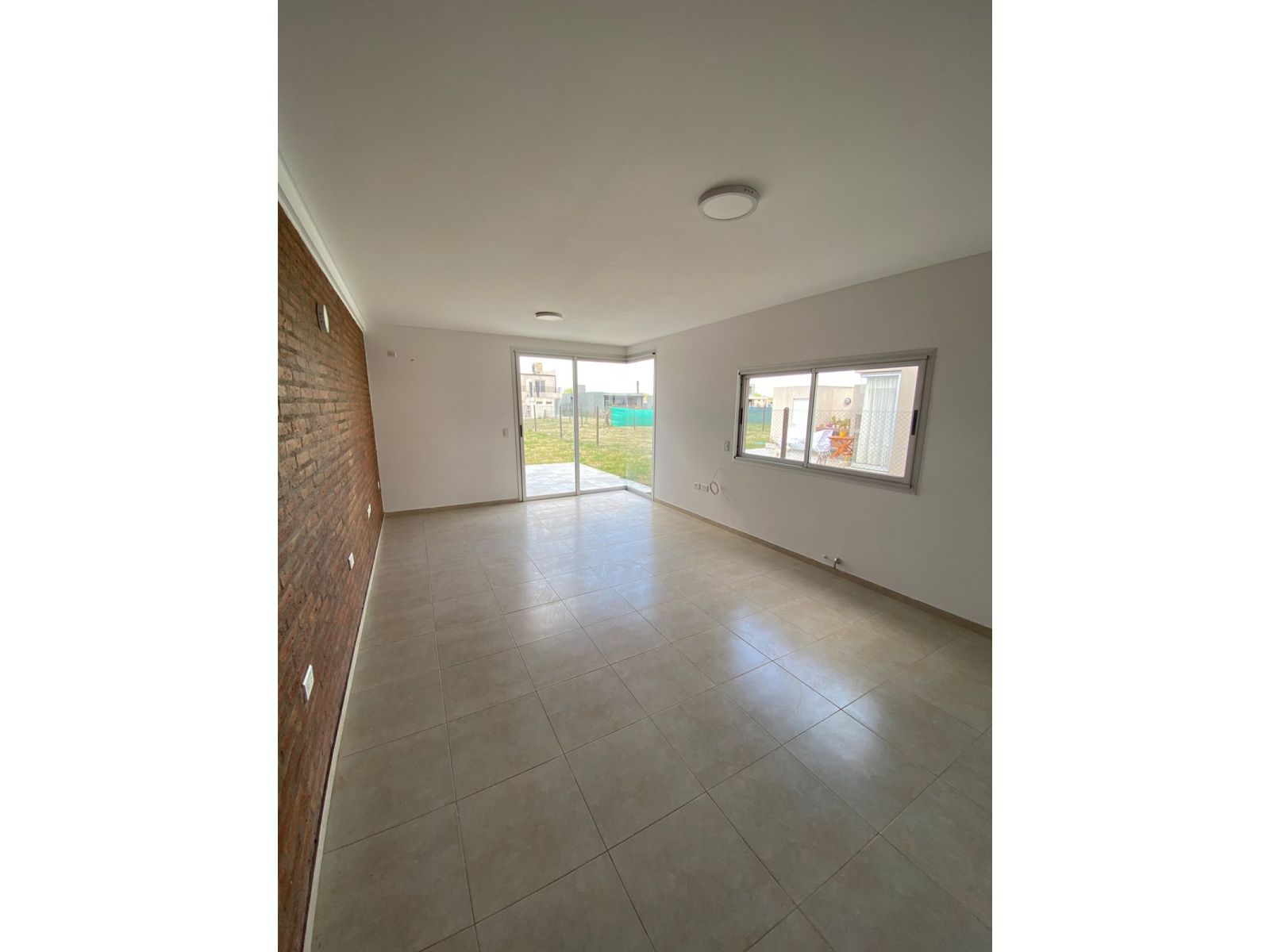 VENTA DUPLEX 2 DORMITORIOS FUNES NORTE