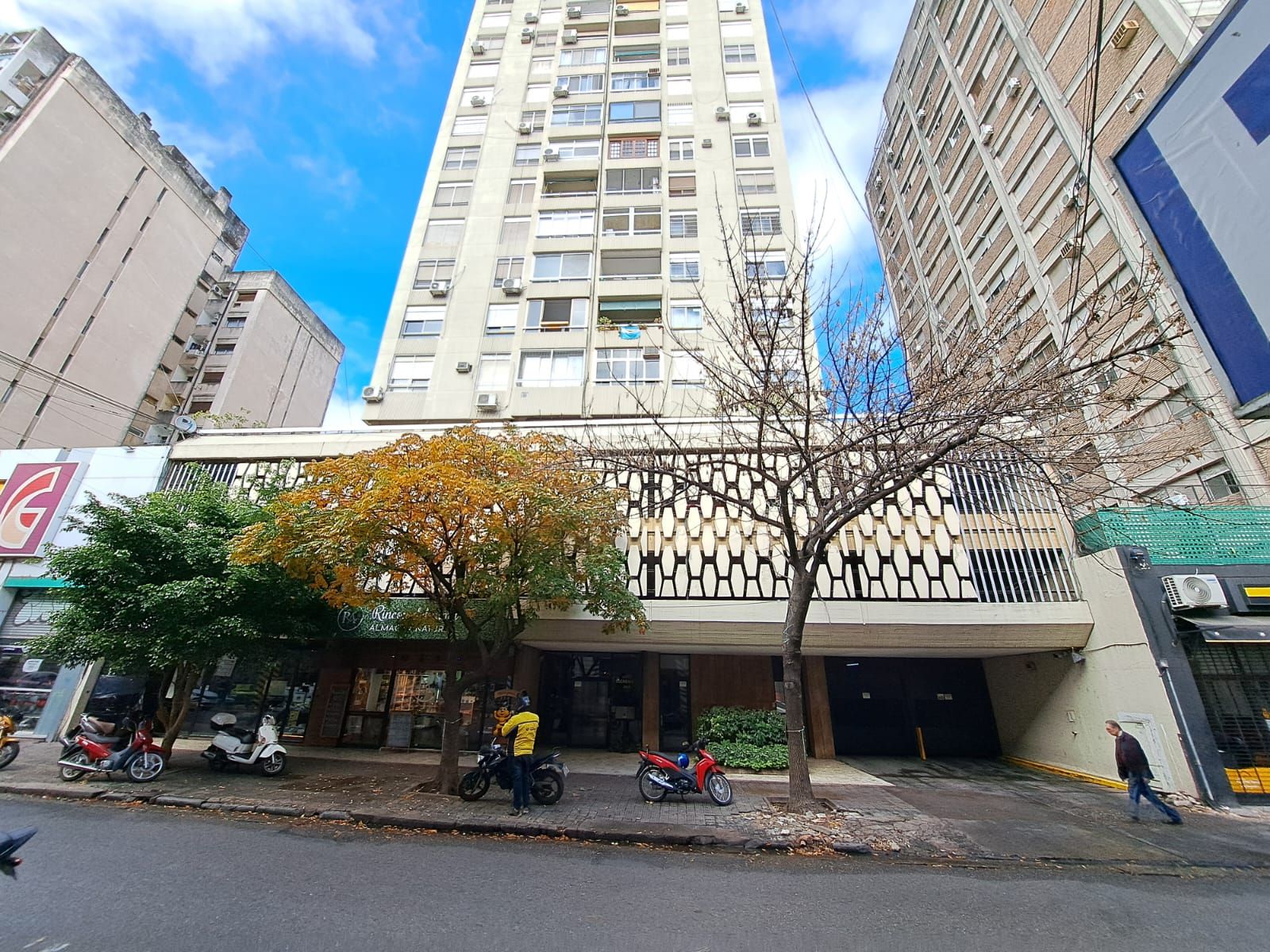 COCHERA EN VENTA - US$11.200,00 - URQUIZA 1159