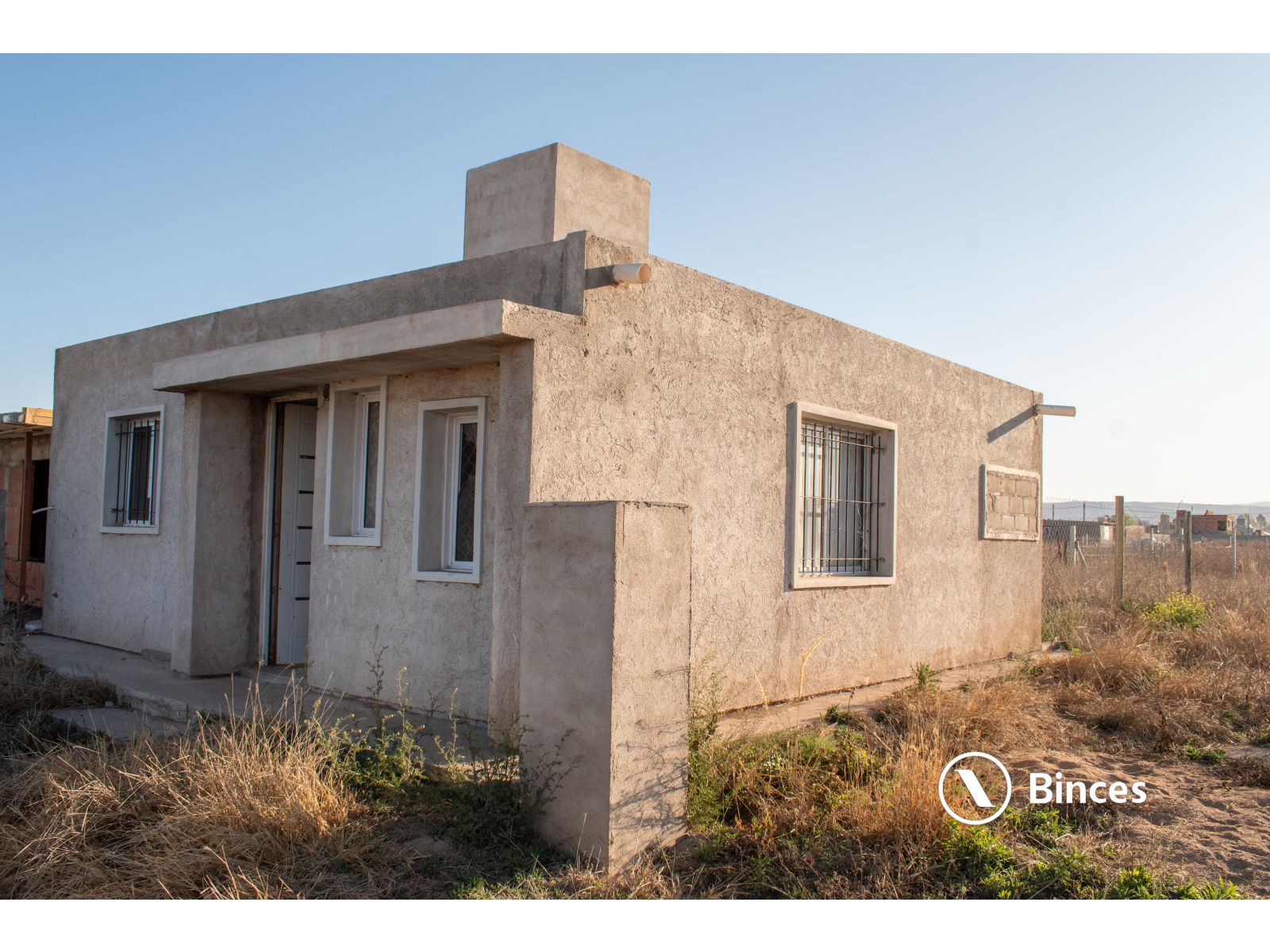 Binces inmobiliaria VENDE dos casas Alta Gracia barrio Los Olivares