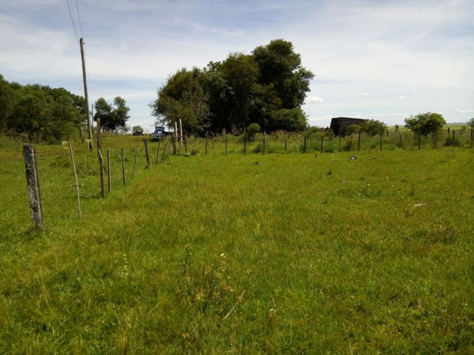 Vendo o permuto Terreno Venta Barrio Privado a 100  mts de Itaembe Guazu Villa hipica Hipodromo