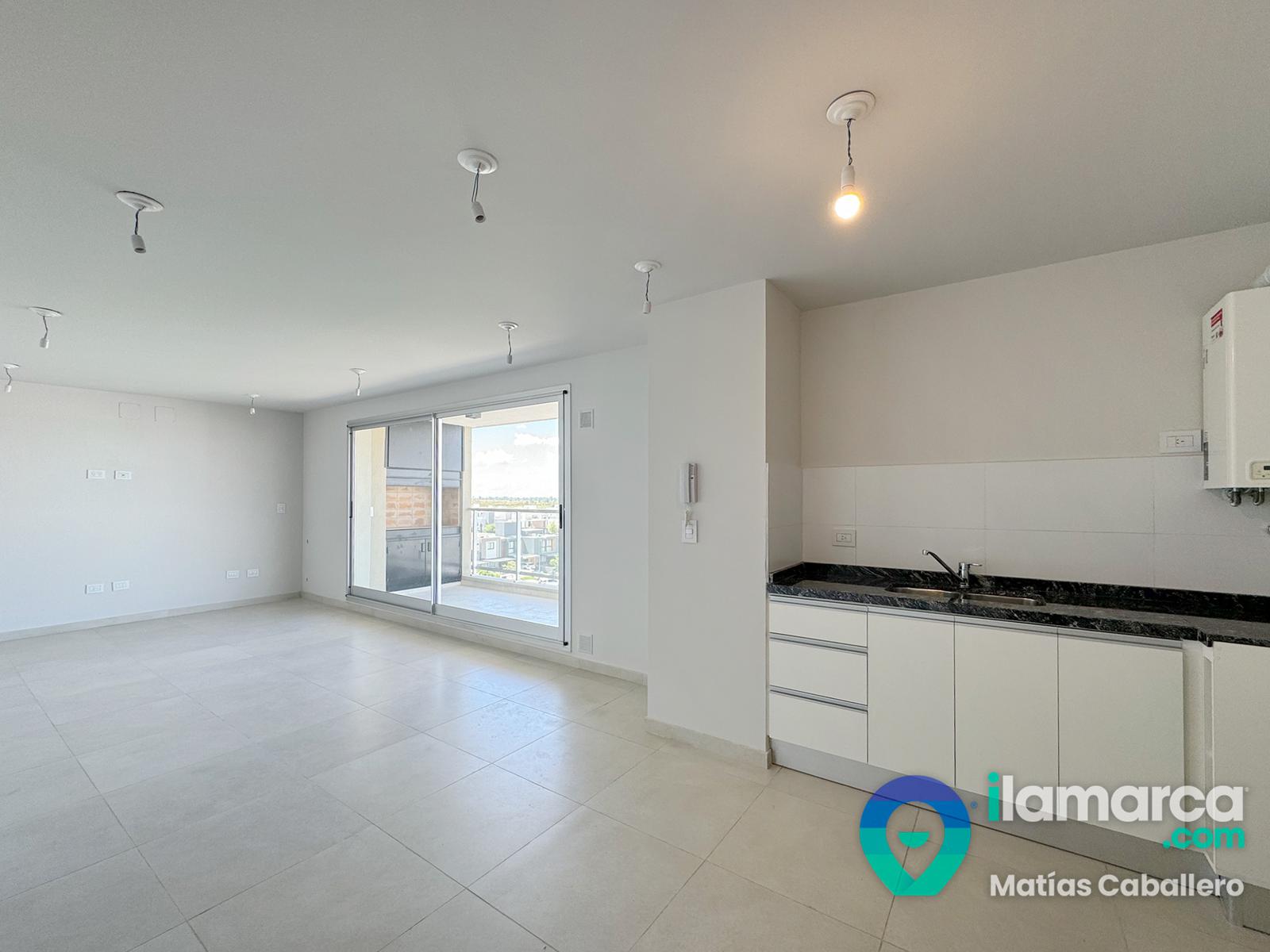 El departamento más grande de 3 dormitorios y 2 baños a la venta en Housing del Boulevard en Docta