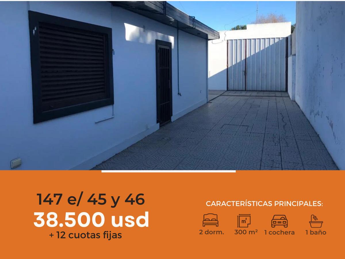 Casa en venta - 2 dormitorios 1 baño - 300 mts2 - Los Hornos FINANCIADA