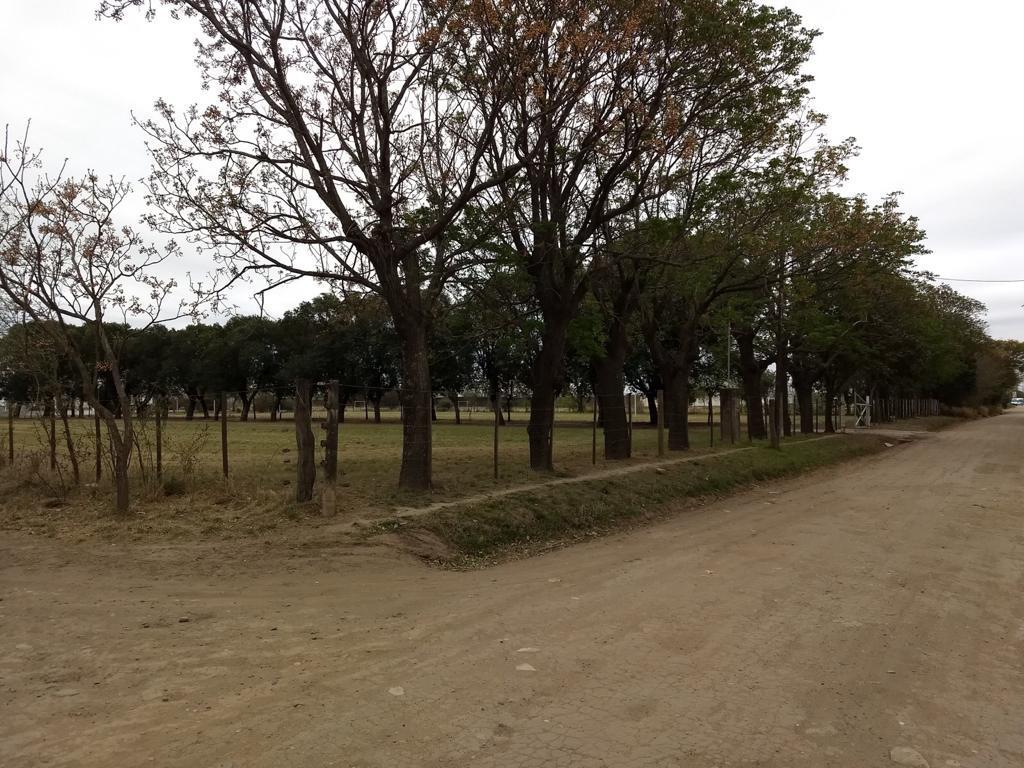 Galpón pegado a Polo 52, Autopista Cordoba - Pilar