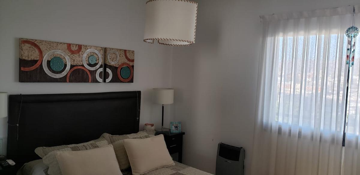 Venta. Departamento 2 dorm. Torre Allegro