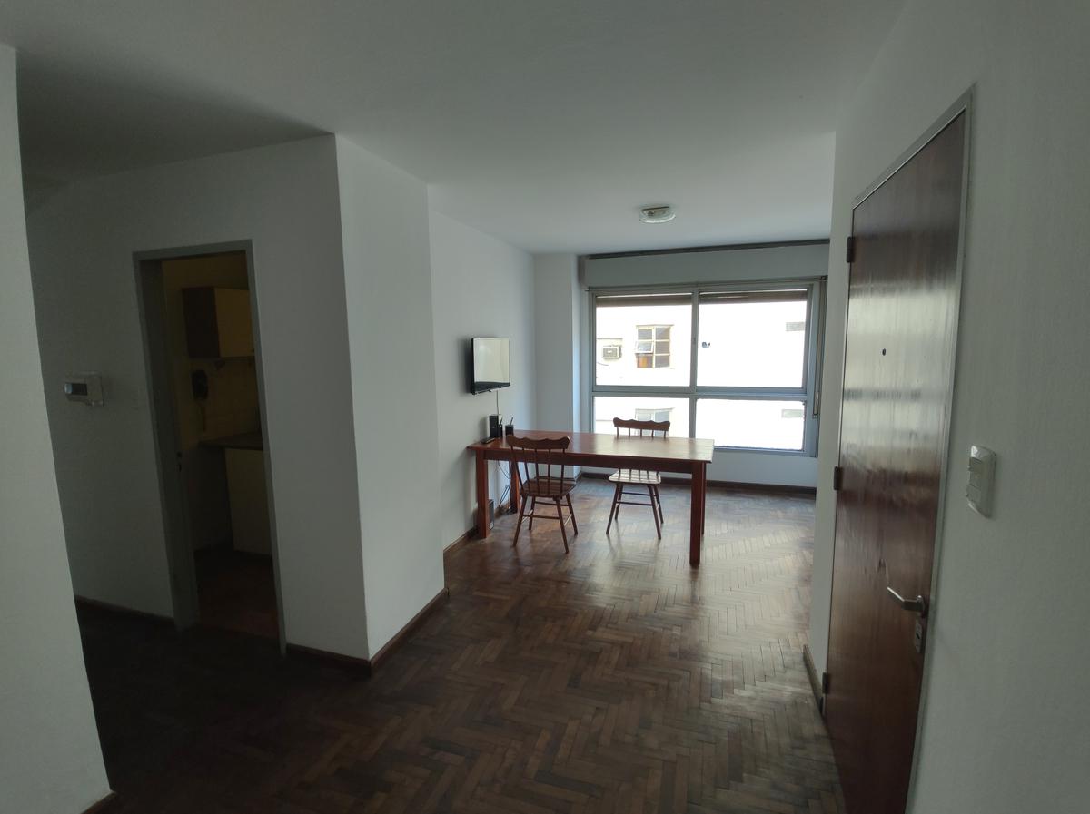 Rondeau entre Independncia y Bs As , dos dorm , seguridad 24 hs , apto profesional.