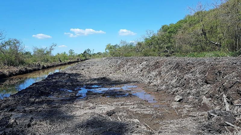 Amarras para Barcazas en Alquiler. Fracción sobre Paraná de las Palmas, Islas Campana