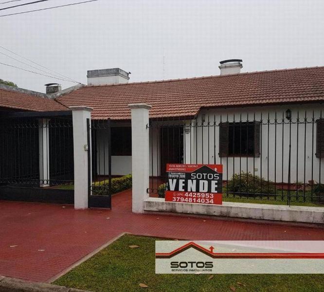 VENTA HERMOSA CASA B° YAPEYU