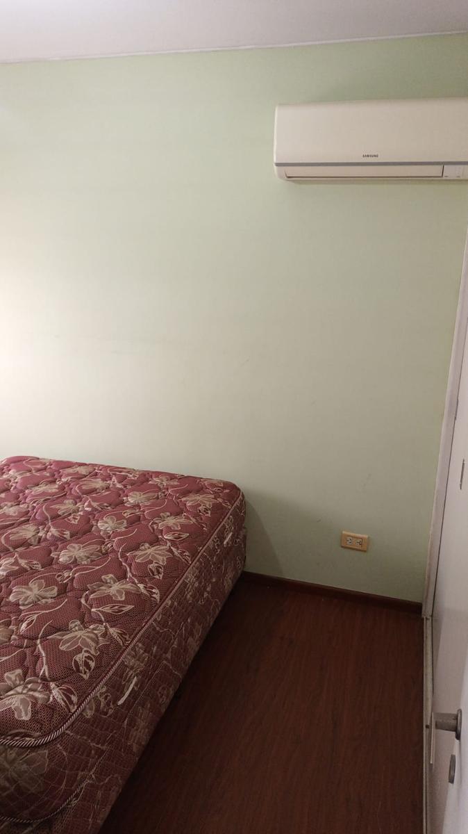 Departamento de tres ambientes con cochera a la venta en Torres Pueyrredon