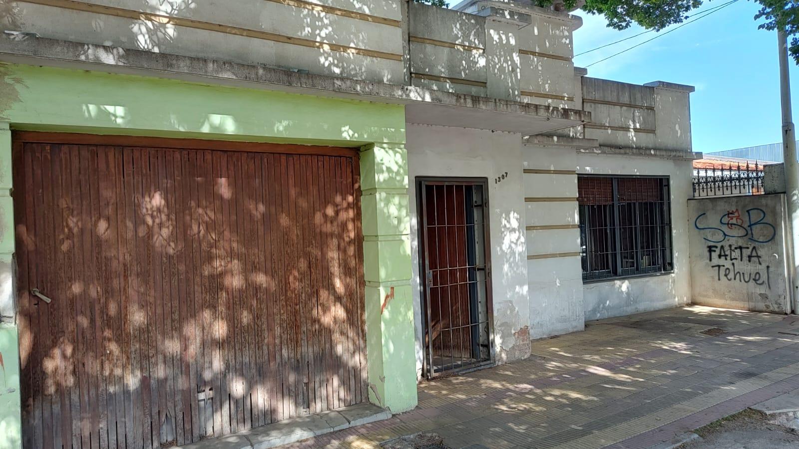 VENTA Terreno 300m2. Pte. Perón N°1.307