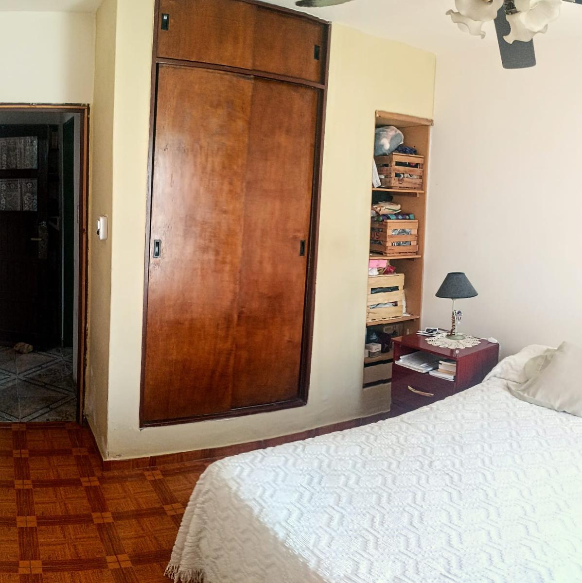 Casa de dos dormitorios en  venta en villa carlos paz