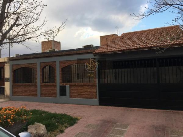 VENTA CASA LUJAN DE CUYO