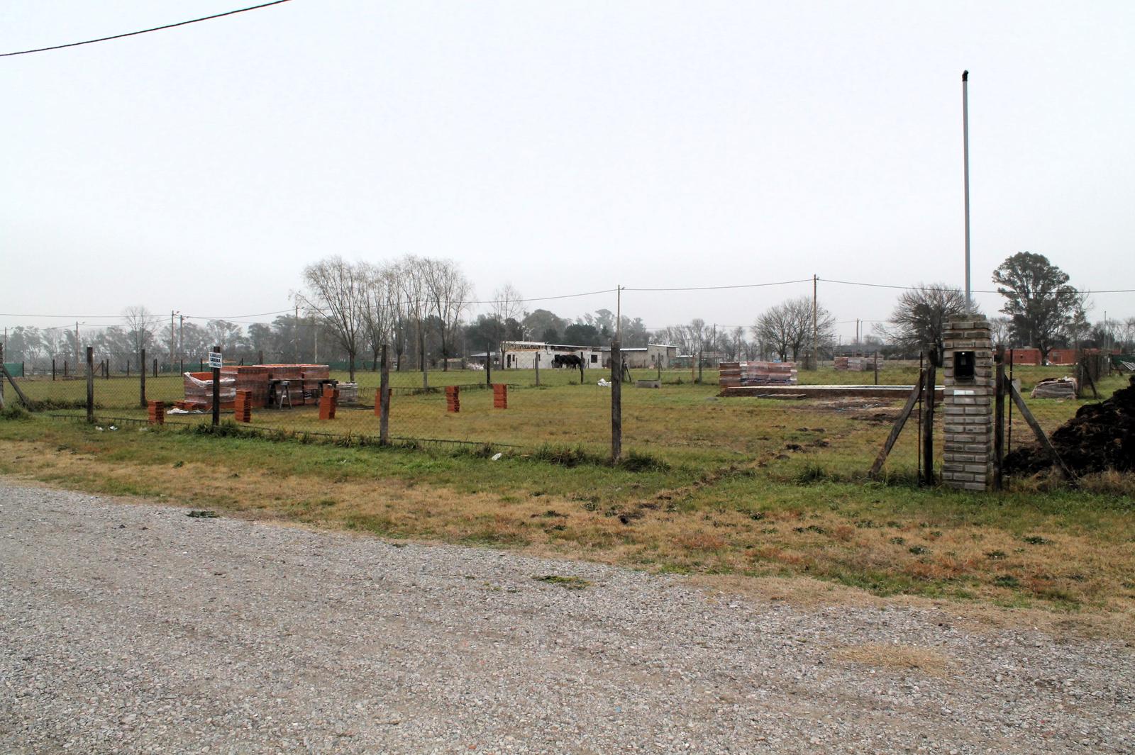 Terreno en  Lomas de Manzanares Barrio Semi Abierto