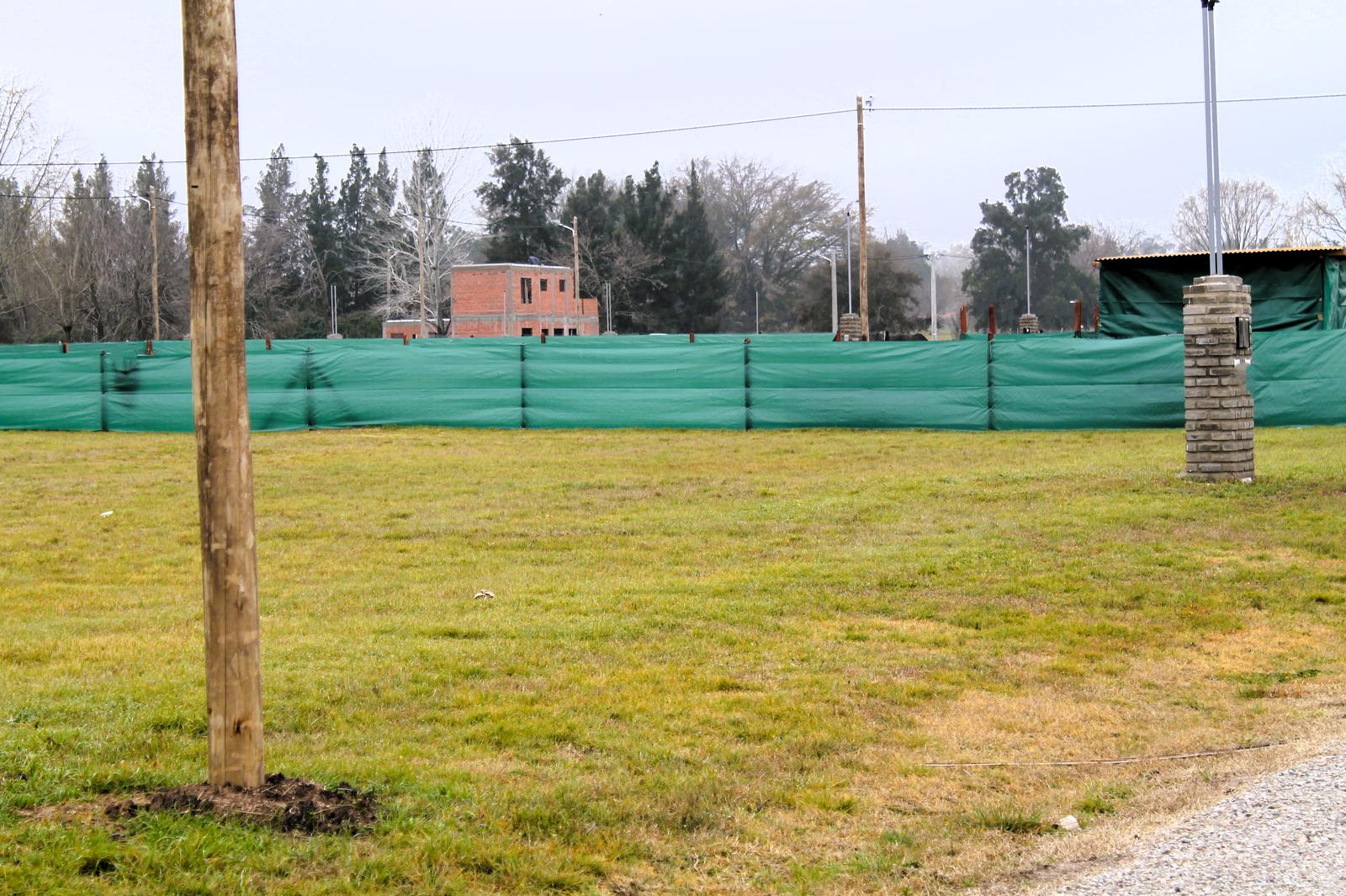 Terreno en  Lomas de Manzanares Barrio Semi Abierto