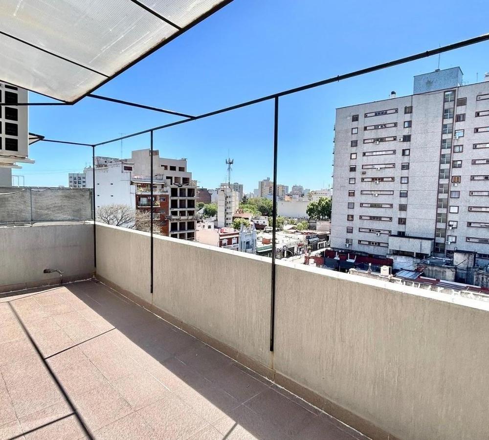 DEPTO EN VENTA DE 2 AMB BALCON TERRAZA AL FRENTE