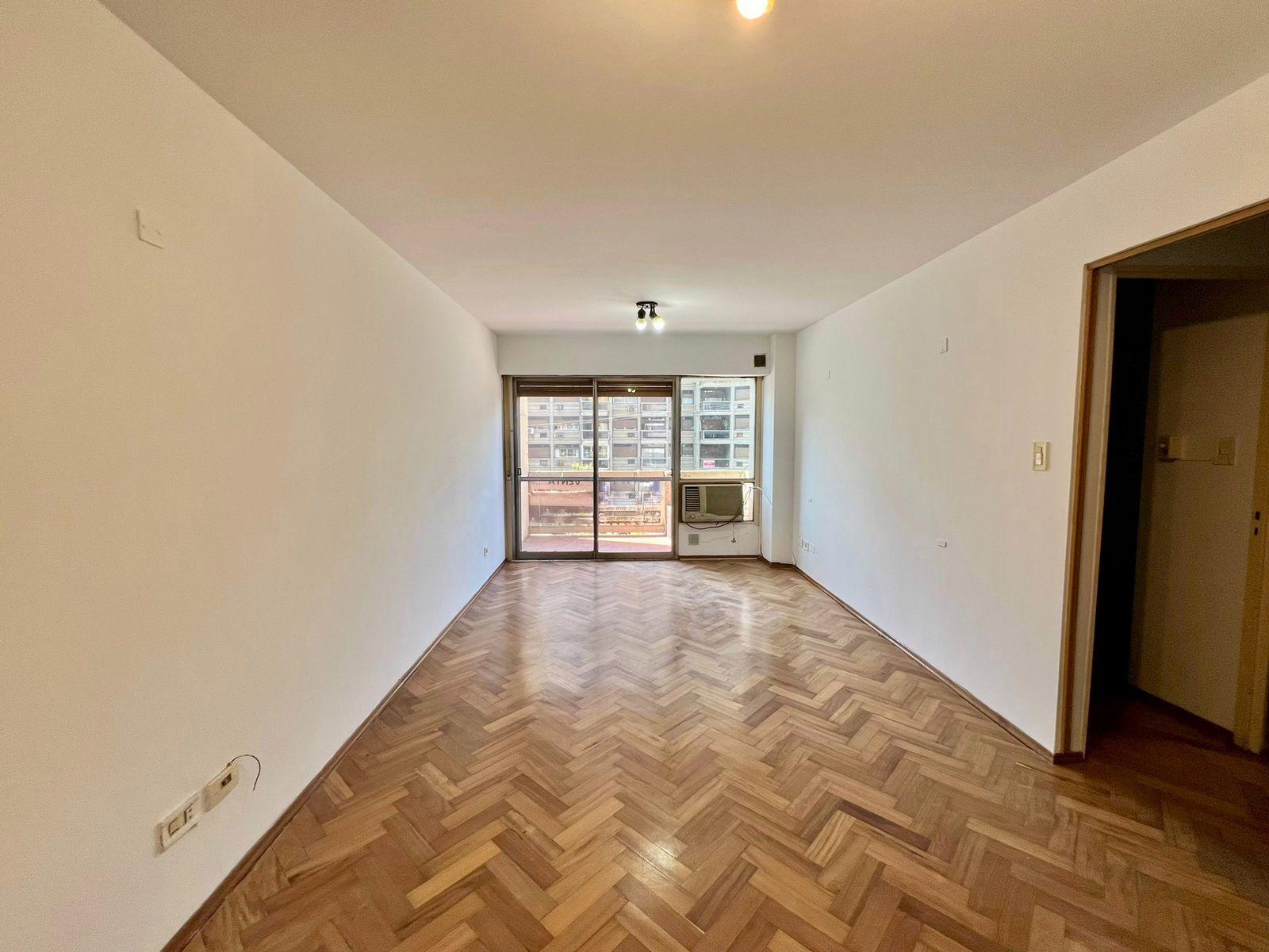 Venta departamento de 2 dormitorios con balcon Nueva Cordoba