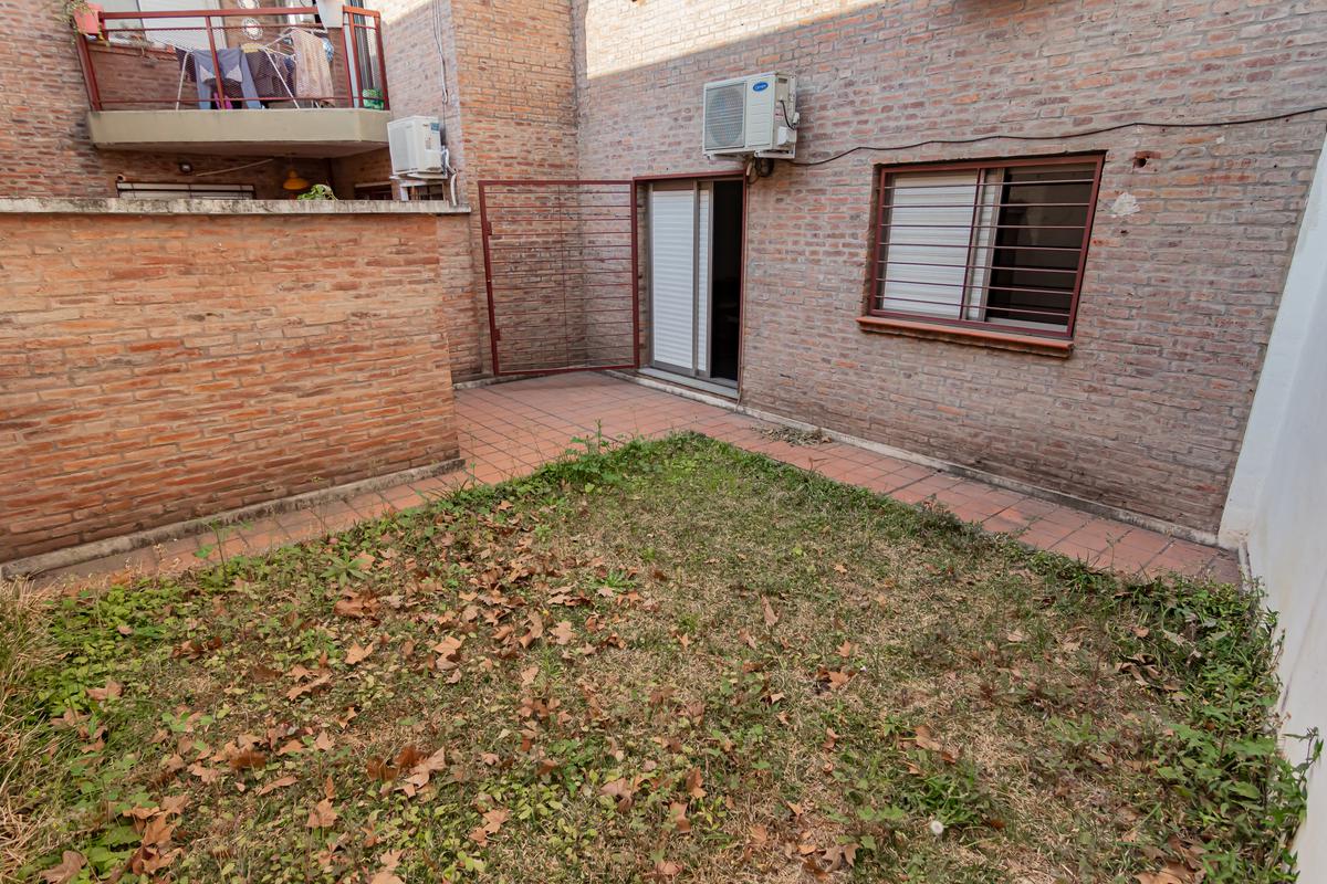 Con 2 PATIOS oportunidad Vendo Pichincha