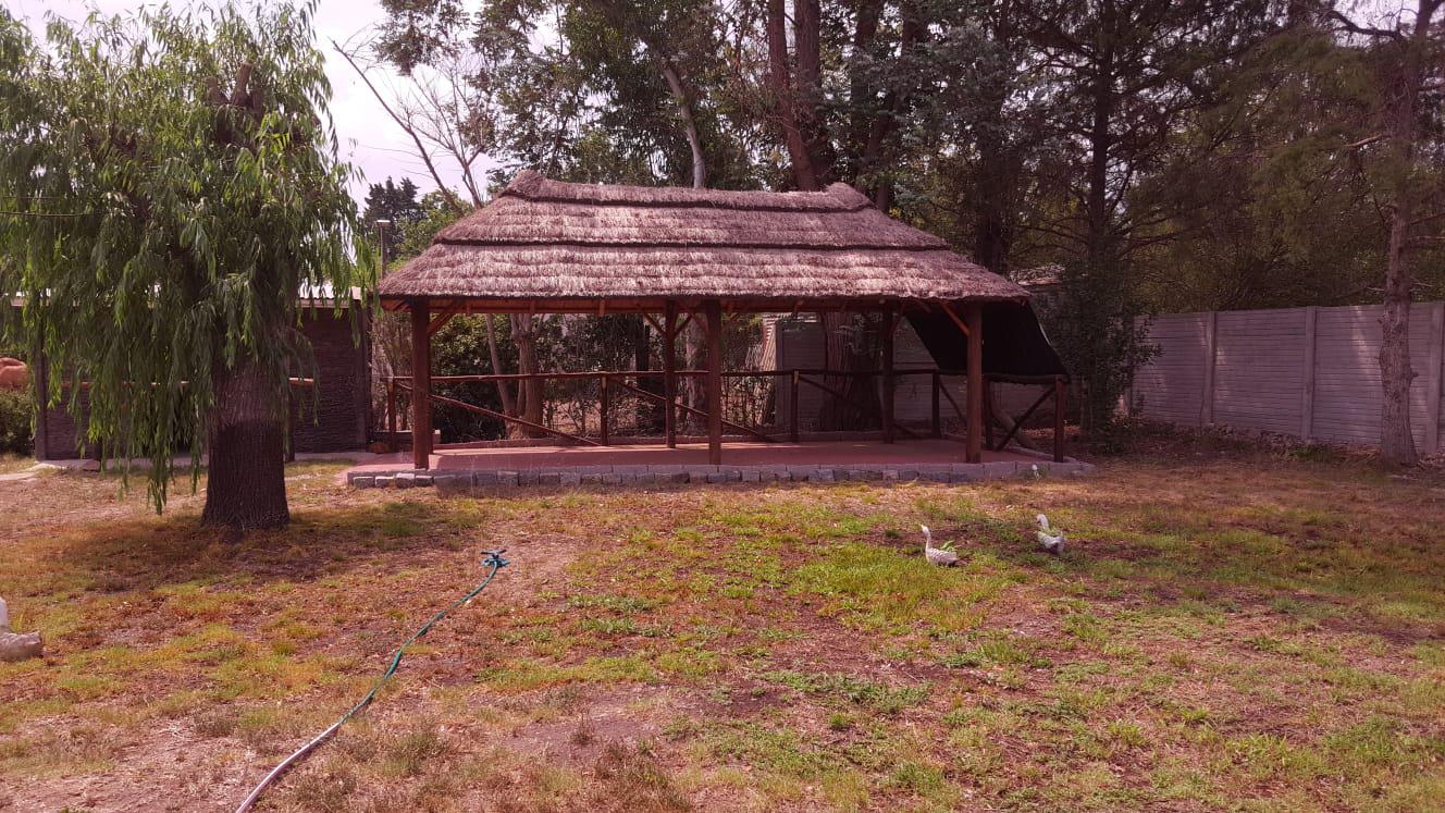 Quinta en  Florencio Varela con pileta y salon