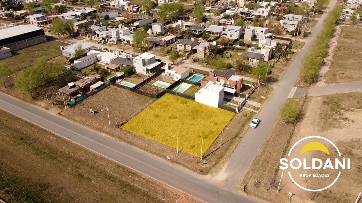 Alquiler terreno en esquina asfaltada Tierra de Sueños 2