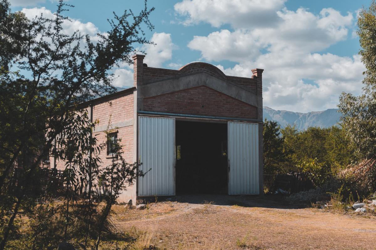 Galpón   Depto - Carpinteria