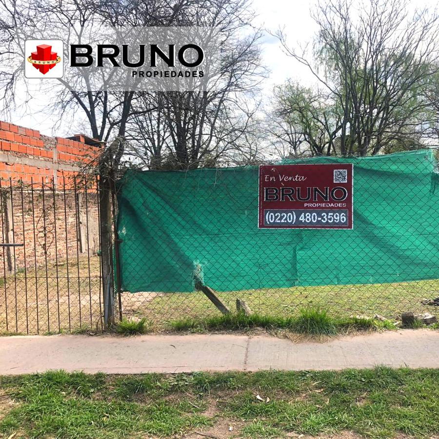 VENTA DE LOTE CON CONSTRUCCION EN RIO ALEGRE, MERLO