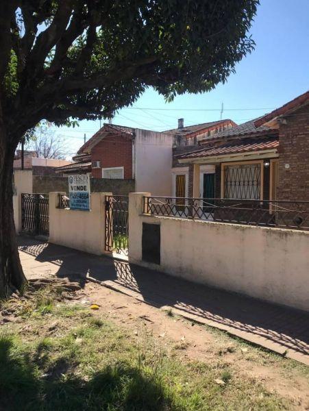 Casa a la venta de 3 Ambientes en Loma Hermosa