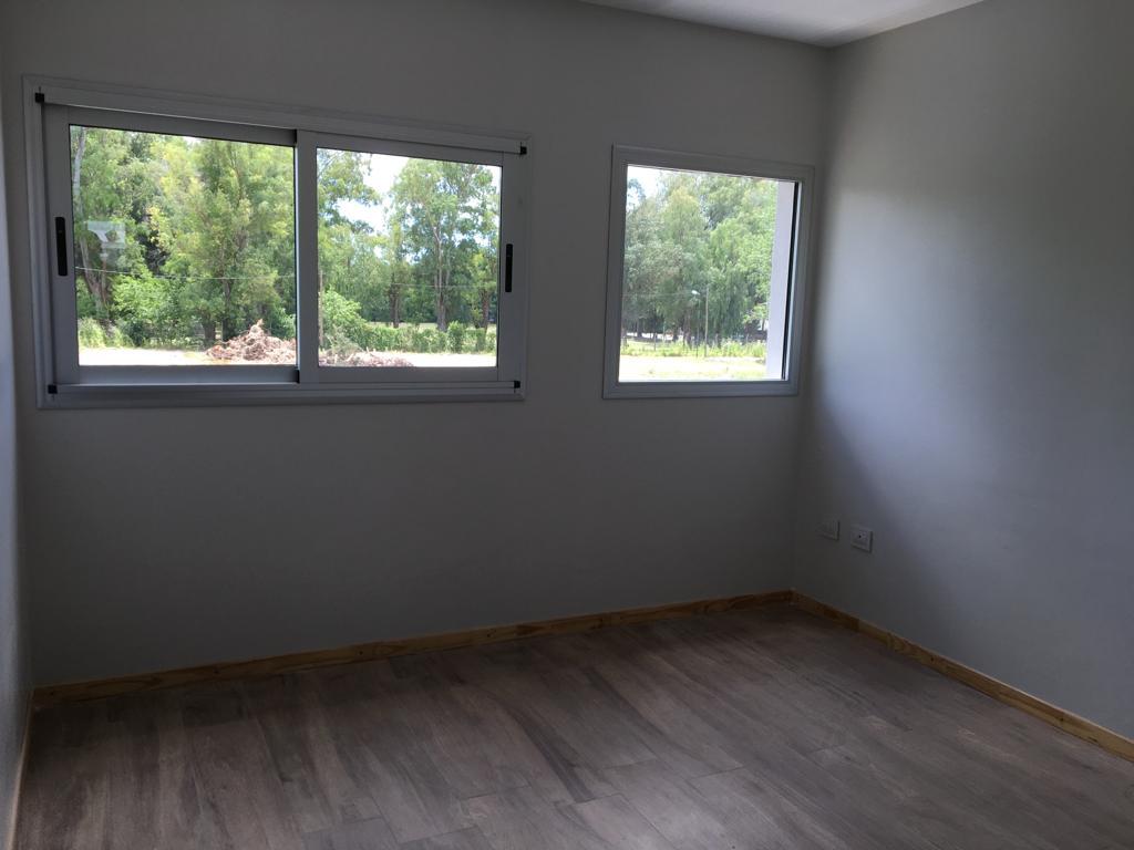 Casa en venta Gonnet - Barrio San Antonio - Dacal Bienes Raíces