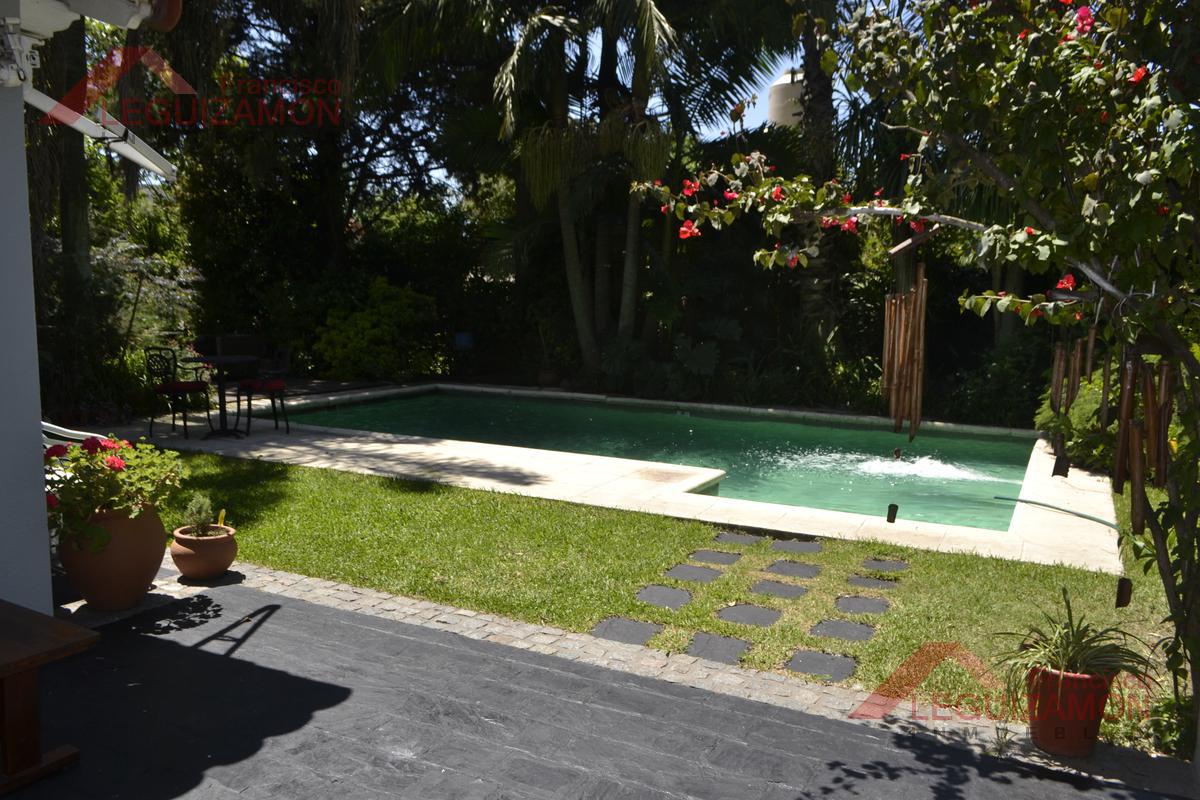 BARRIO UNO - PARRILLA - QUINCHO - PISCINA - JARDIN PARQUIZADO