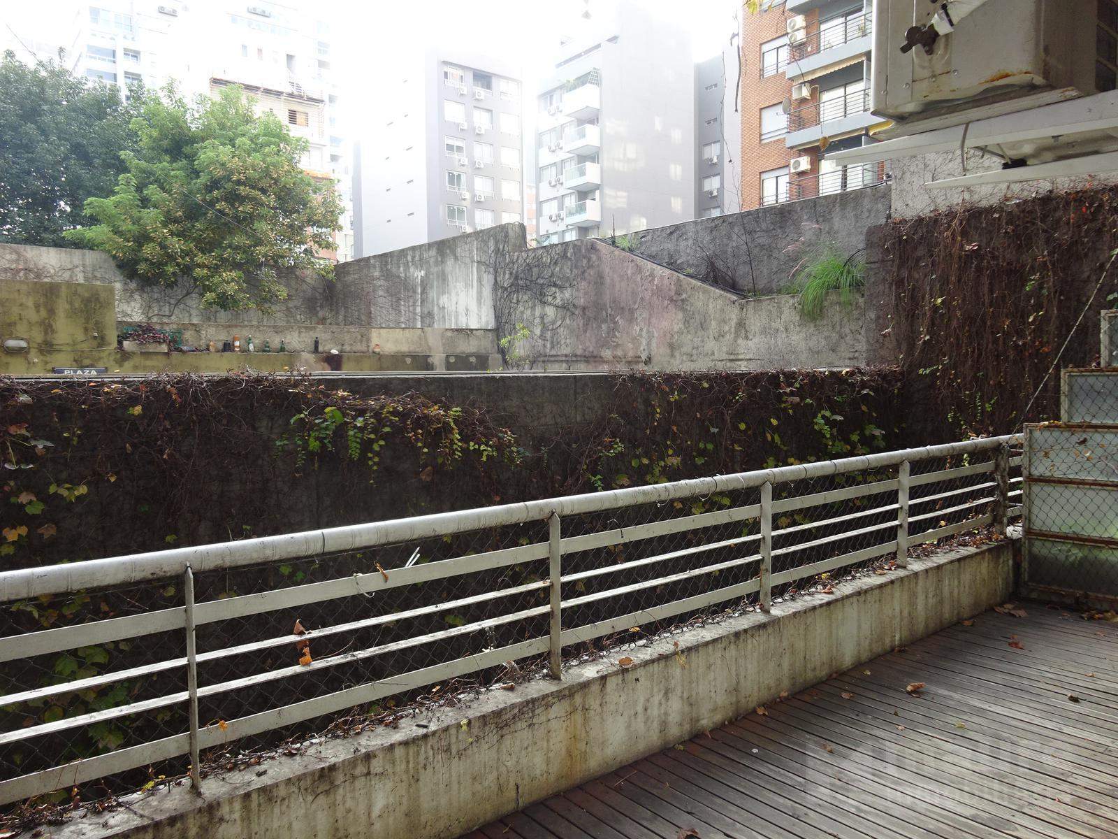 Amplio monoambiente en venta en Palermo - Edificio con piscina y laundry