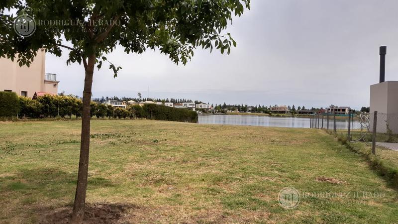 EXCLUSIVO LOTE A LA LAGUNA SAN GABRIEL VILLANUEVA TERRENO AL AGUA ESPECTACULAR LAGO