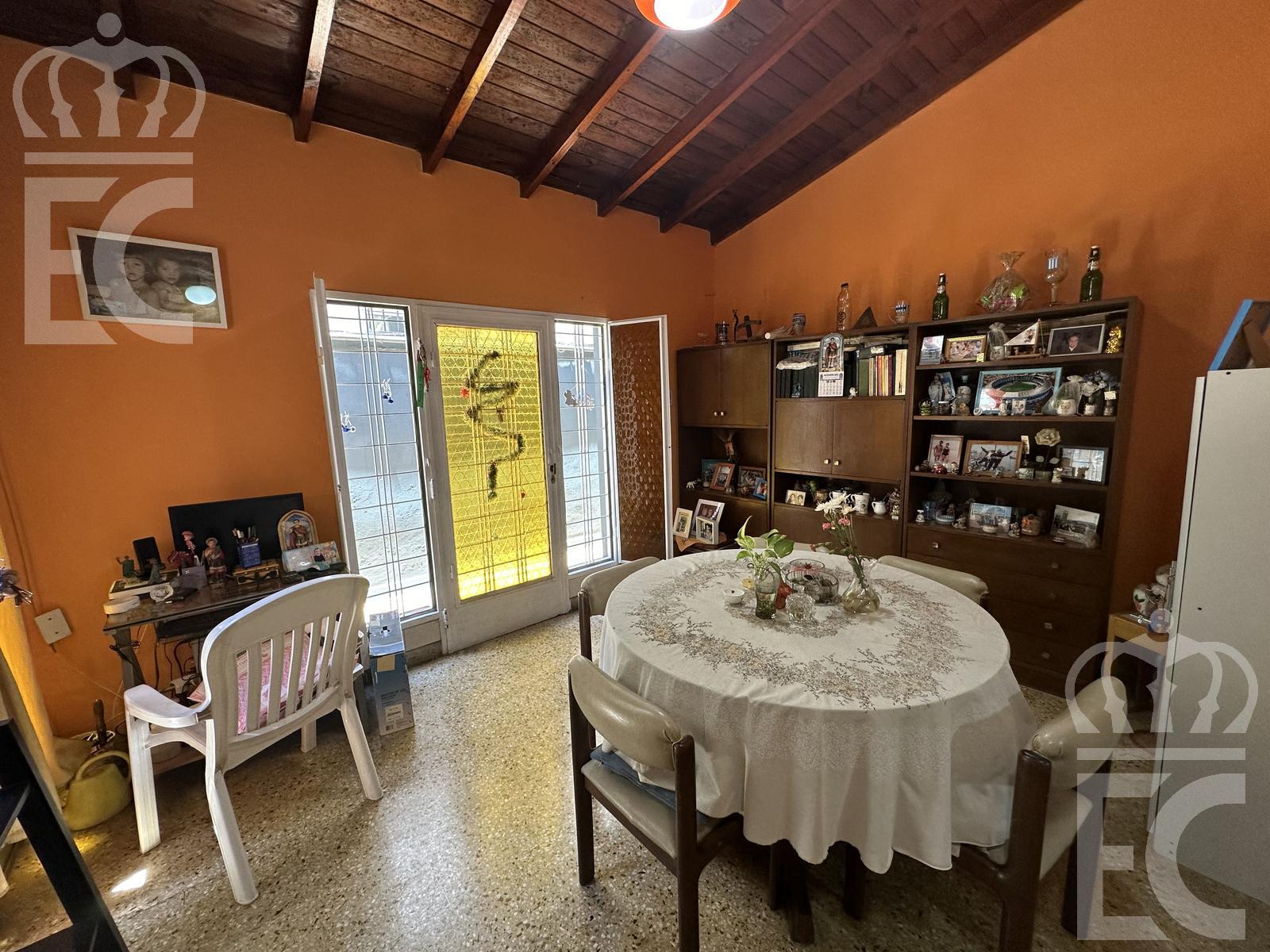 VENTA - Depto tipo casa - 3 ambientes -  Lanús Este